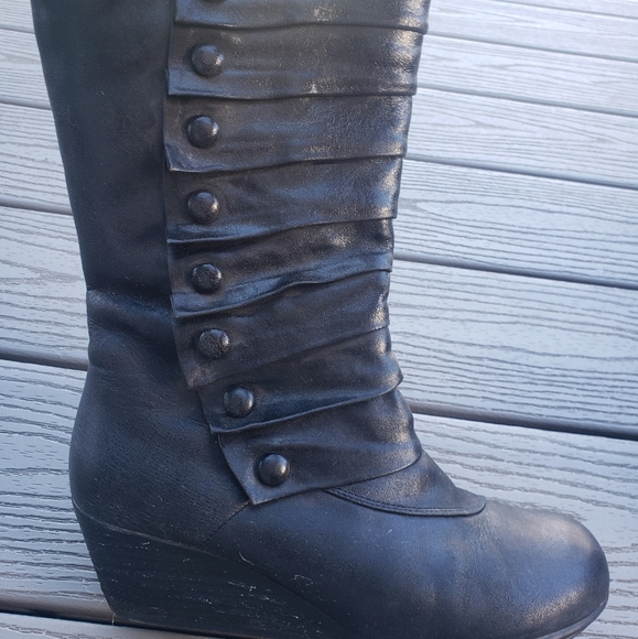 Leather boots size 5 youth (size 7 women) - Picture 1 of 4